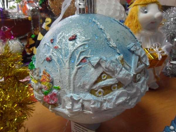 Игрушка на городскую новогоднюю елку своими руками фото Игрушка на городскую новогоднюю